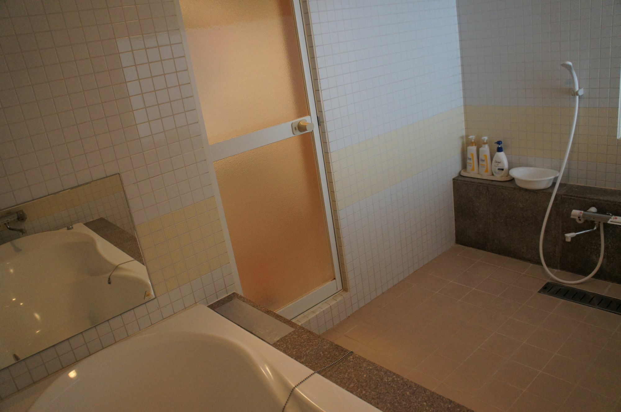 Sapporo Kaneyutei Hotel & Resort Asahi Group 札幌金湯亭ホテル & リゾート Exteriör bild